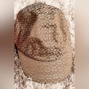 📌SOLD Monogram Tan Baseball Cap M/L